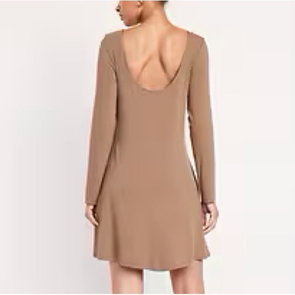 Old Navy Women L Brown Jersey Knit Scoop Back Long Sleeve Mini Swing Dress NWT - Picture 2 of 13